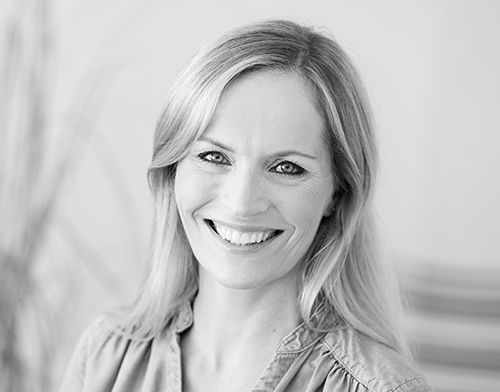 Dr. Ricarda Hill
